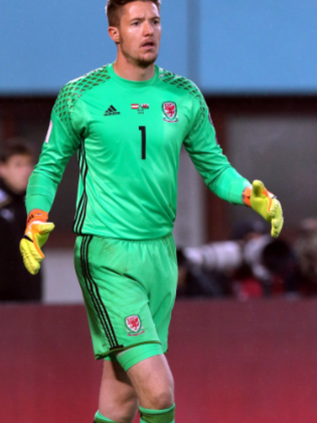 Wayne Hennessey.